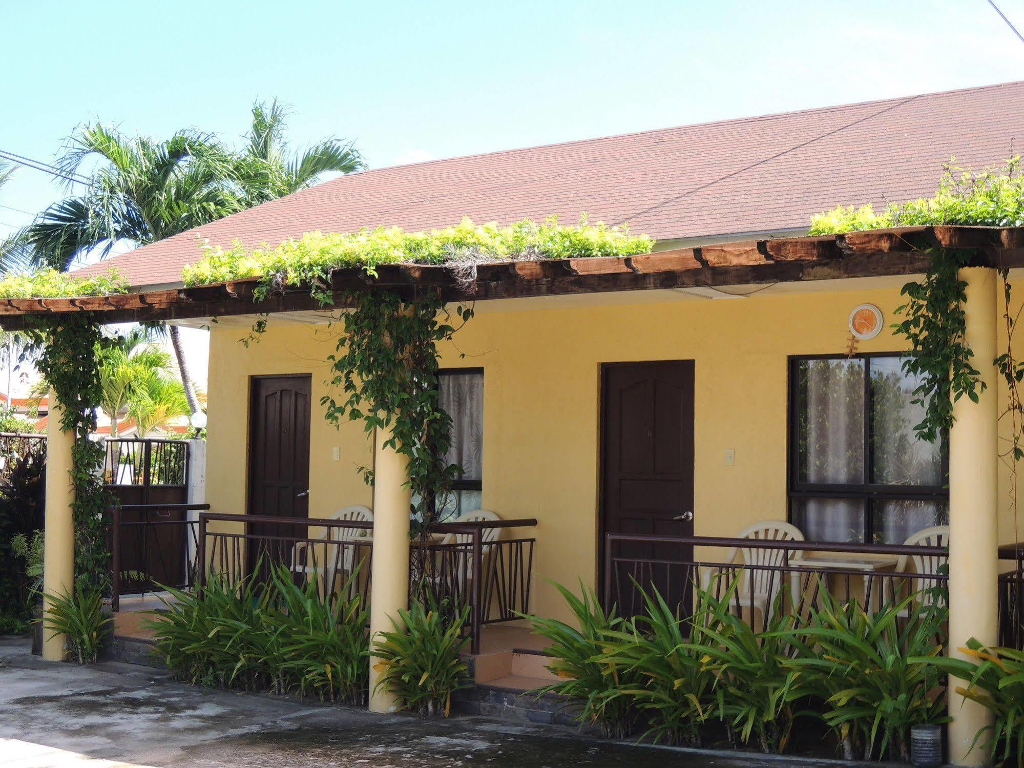 Palms Seaside Inn And Resort Medellin Εξωτερικό φωτογραφία