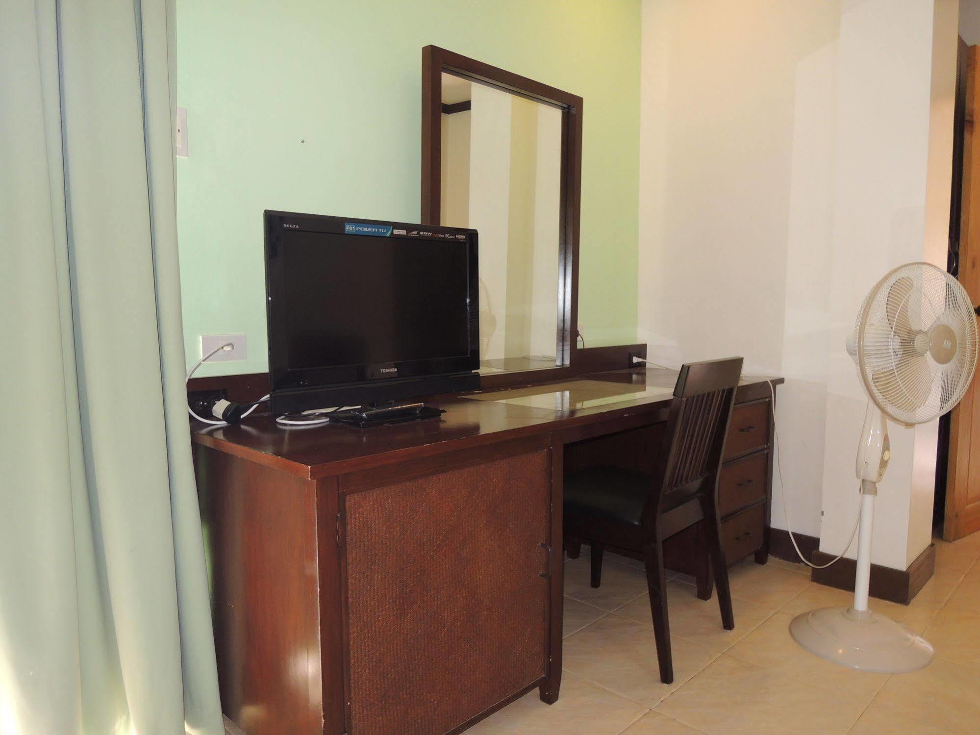 Palms Seaside Inn And Resort Medellin Εξωτερικό φωτογραφία