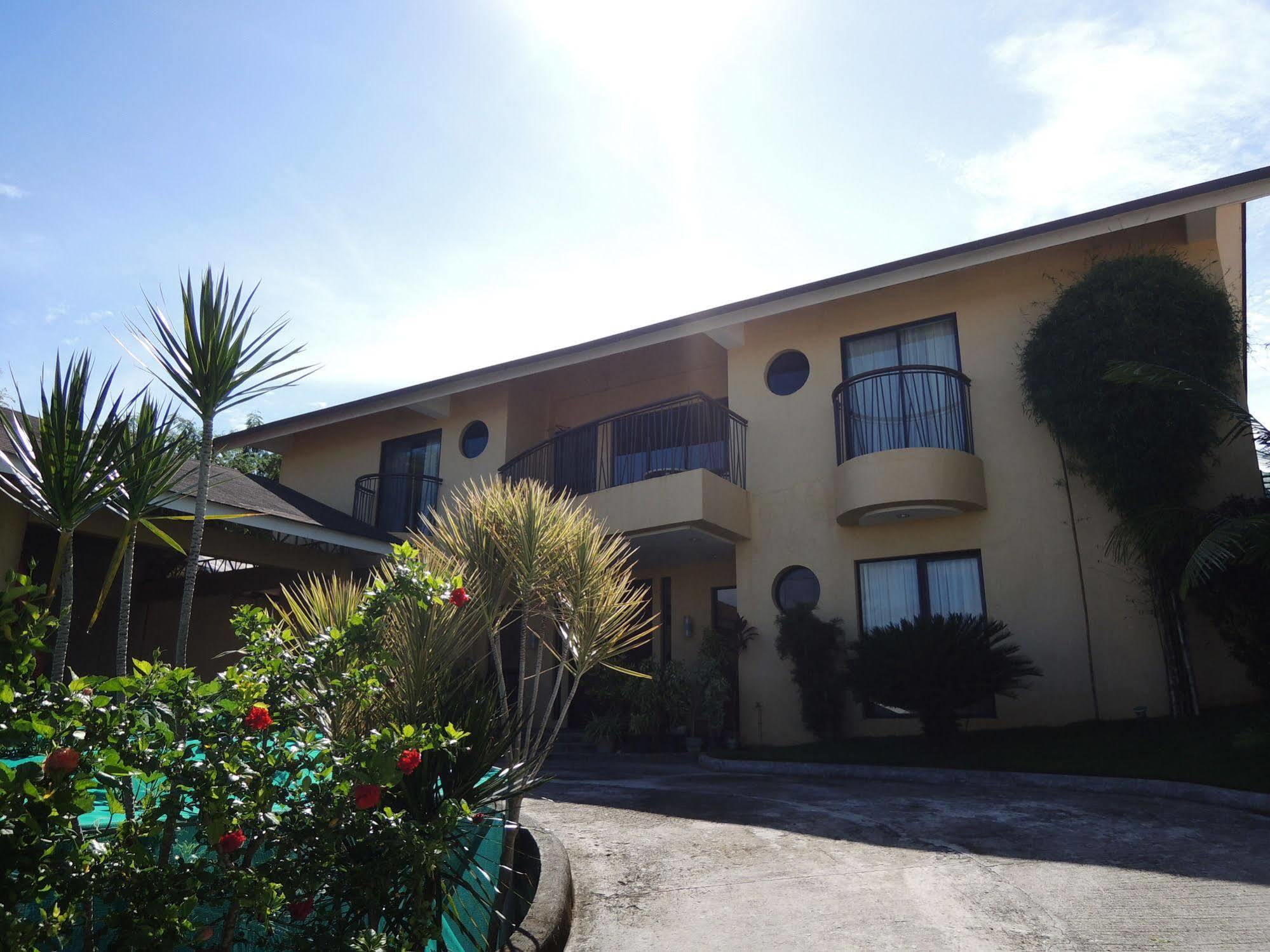 Palms Seaside Inn And Resort Medellin Εξωτερικό φωτογραφία