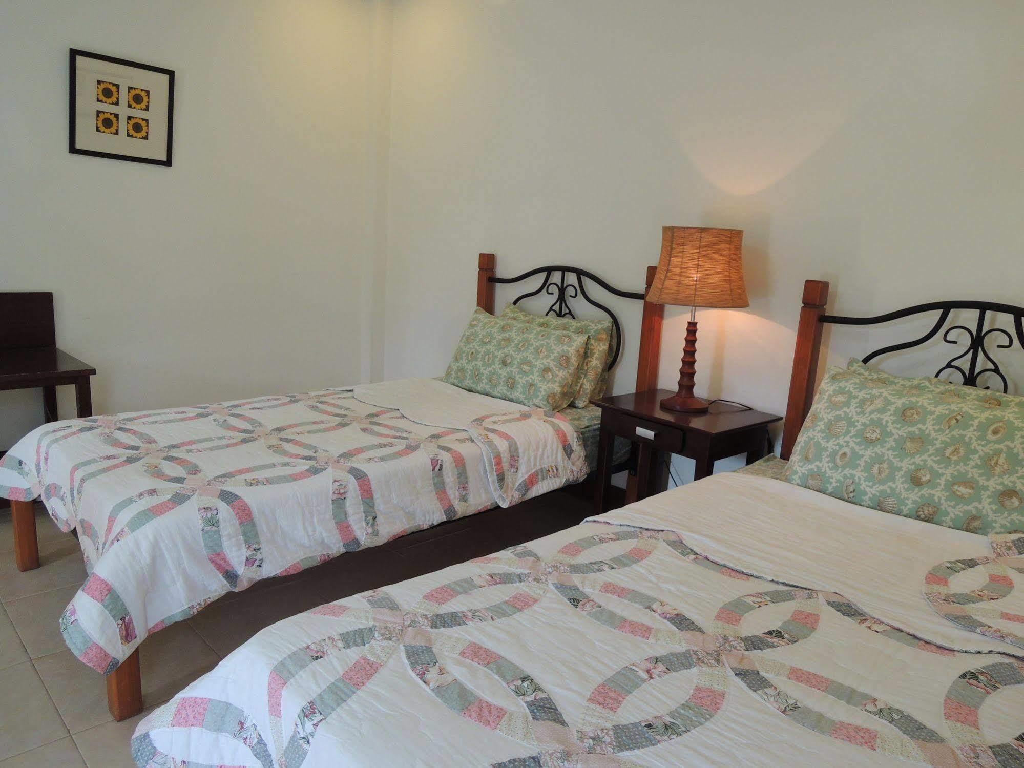 Palms Seaside Inn And Resort Medellin Εξωτερικό φωτογραφία